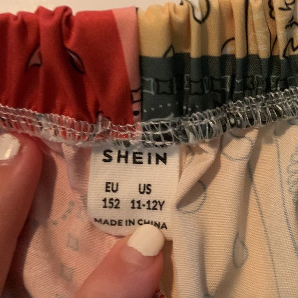 SHEIN patchwork shorts - Picture 2 of 3